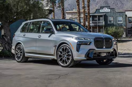 BMW X7 2025 – Experience Dubai in Ultimate Luxury: Power, Elegance, and Unmatched Sophistication!